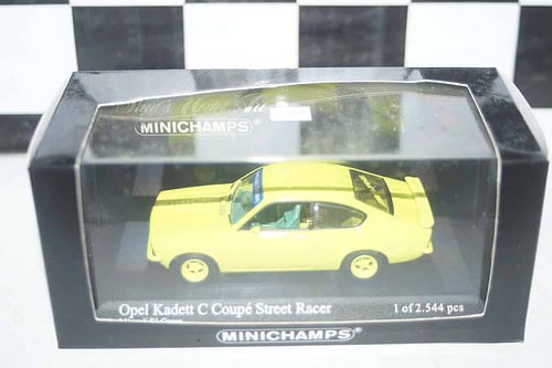 Minichamps opel kadett c coupe sport special 430 045625