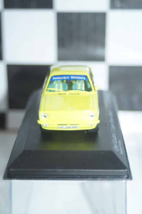 Minichamps opel kadett c coupe sport special 430 045625