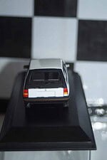 Minichamps opel corsa 2004 blue 430 040304