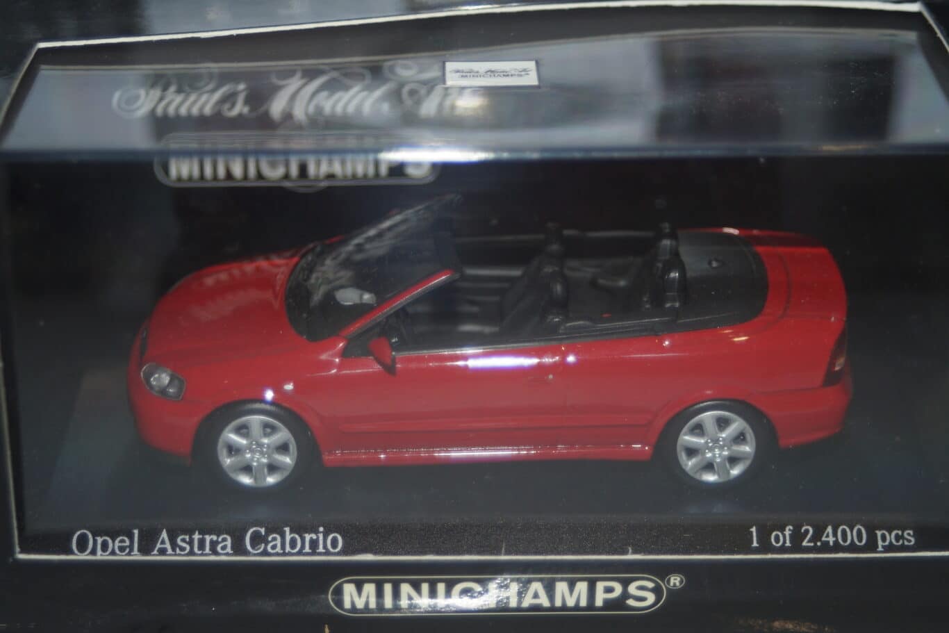 1/43 MINICHAMPS OPEL Astra beige-metallic SONDERPREIS 21,99 € EUR 38,95 - DE