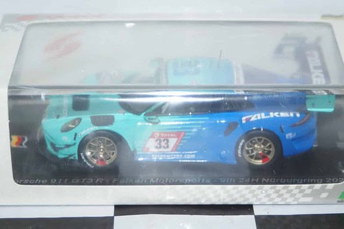 Spark porsche 911 gt3 r 24h nurburgring 2021 1:43 resin sg758 ltd 300