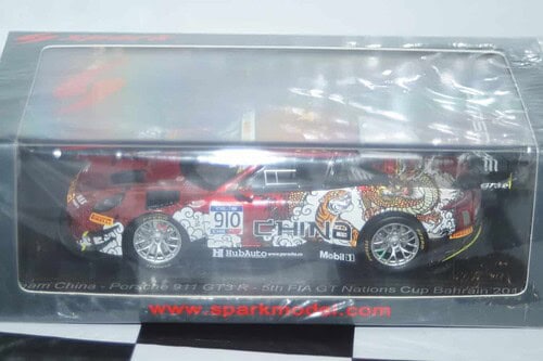 Spark porsche 911gt3 r  bahrain 2018 1:43 ref s6301
