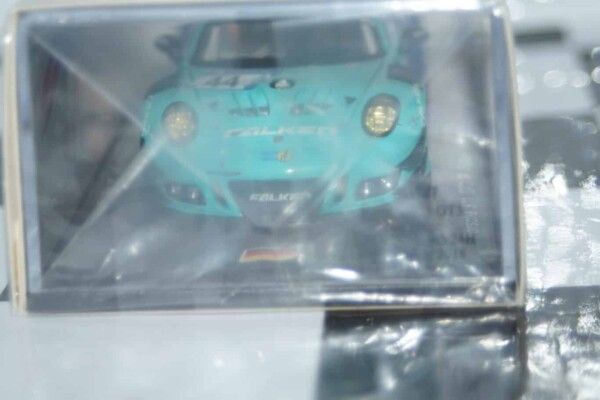 Spark porsche 911 gt3 r gt 24h nurburgring 2018 1:43 ref sg407 ltd 300
