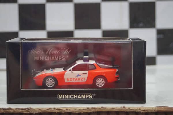 Minichamps porsche 944 s2 1995 notarzt, 400 062290 ,1:43