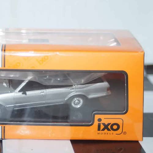 Ixo ford granada mk2 2.8i ghia estate 1982 silver clc455n