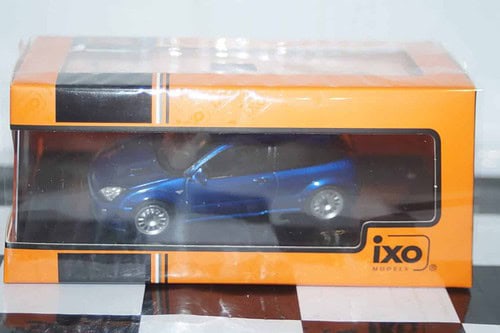 Ixo ford focus custom 1999 blue clc467n.22