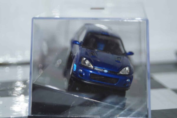 Ixo ford focus custom 1999 blue clc467n.22