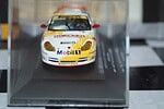 Onyx porsche 911 gt3 cup 2000 richard burns 1:43 scale xcl028