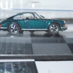 Universal hobbies porsche 911 2.4l-ls 1973 in green 1:43 1018