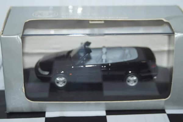 Minichamps (based) dealer box 900 9-3 saab convertible in black, 75 745612