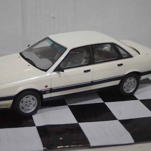 Otto bmw m5 e34 cecotto green 1:18 ot968