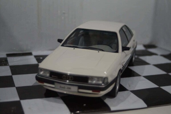 Otto audi 200 quattro 20v 1989 white 1:18 ot408