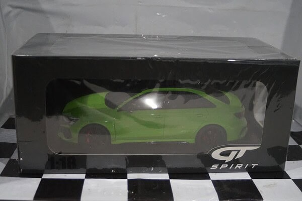 Gt spirit audi rs3 sedan 2021 green 1:18 resin gt414