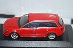 Minichamps audi rs4 saloon 2005 red 1:43  400 014600