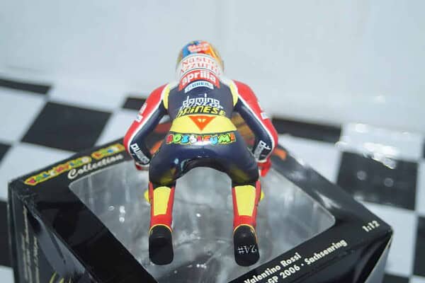 Minichamps valentino rossi riding figure gp 250 imola 1998 1:12 312 980056