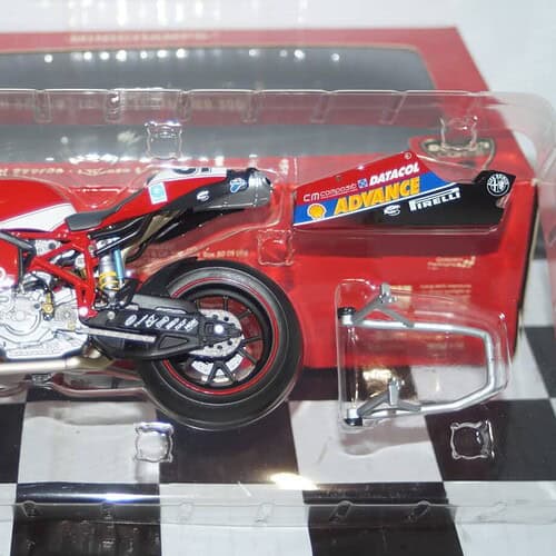 Minichamps ducati 999f06 wsb "xerox" 2006 1:12th 122 060257
