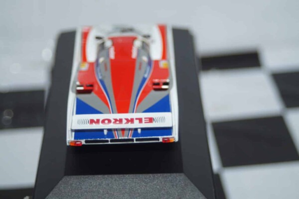 Quartzo porsche 956 long tail lemans 1986 qlm99014