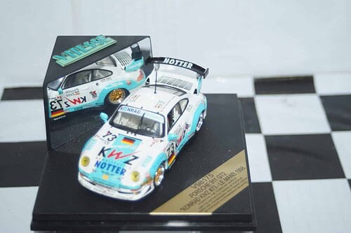 Vitesse porsche 911gt2 #73 le mans 1998 1:43 ref v98175(broken lid)