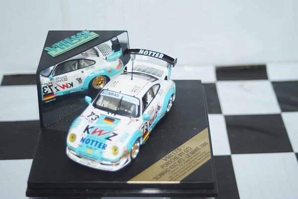 Vitesse porsche 911gt2 #73 le mans 1998 1:43 ref v98175(broken lid)