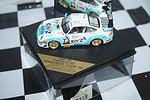 Vitesse porsche 911gt2 #73 le mans 1998 1:43 ref v98175(broken lid)
