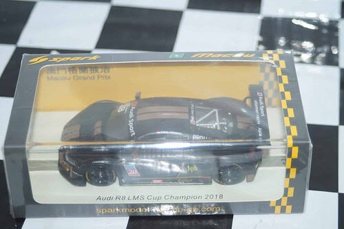 Spark audi r8 lms cup champion 2018 1:43 ref sa177