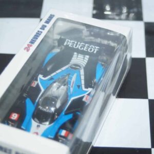 Spark peugeot 908 hdi winner 24h le mans 2009 (signed) 1:43 ref 43lm09
