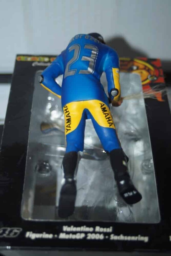 Minichamps v.rossi motogp 2006 figurine 1:12th 312 060296