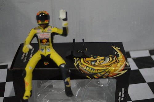 Minichamps v.rossi motogp 2005 figurine 1:12th 312 050246