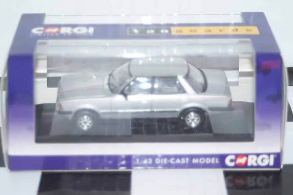 Vanguards ford cortina mk5 crusader 1600 silver 1/43 ref va15001