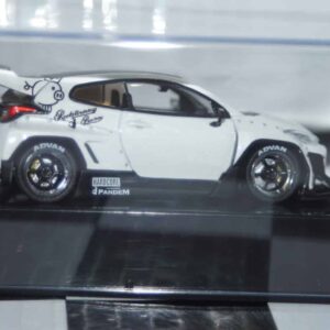 Ixo pandem gr yaris white moc327.22
