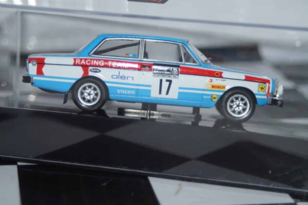 Ixo volvo 142 rac rally m.alen/a.aho 1972 diecast 1:43 rac426.22