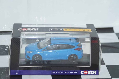 Vanguards ford focus mk3 rs nitrous blue 1/43 ref va15301