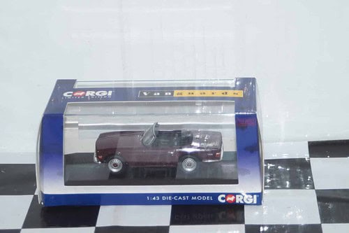 Morris minor 10000  rose taupe 60th anniversary model va05807 vanguards grey 1/43 diecast