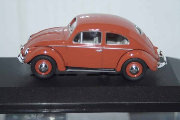 Corgi vanguards volkswagen golf mk 2 gti white va13605 1:43