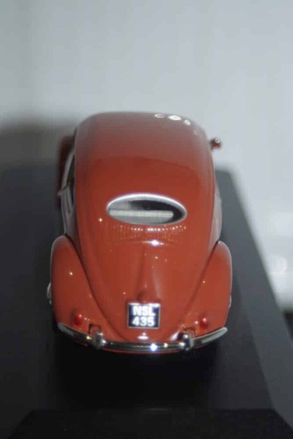 Corgi vanguards volkswagen beetle oval rear window saloon va01207 1:43