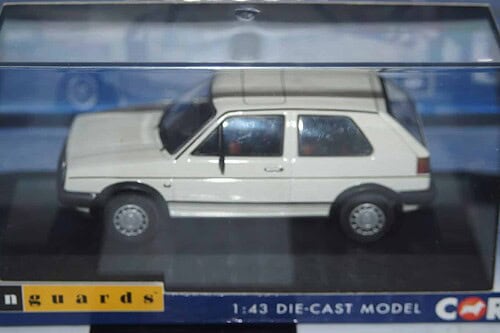 Corgi vanguards volkswagen golf mk 2 gti white va13605 1:43