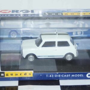 Corgi vanguards mini 1275gt white "the 4,000,000th mini" va13505 1:43 scale