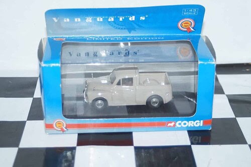 Corgi vanguards morris minor pick up sandy beige ref va08303