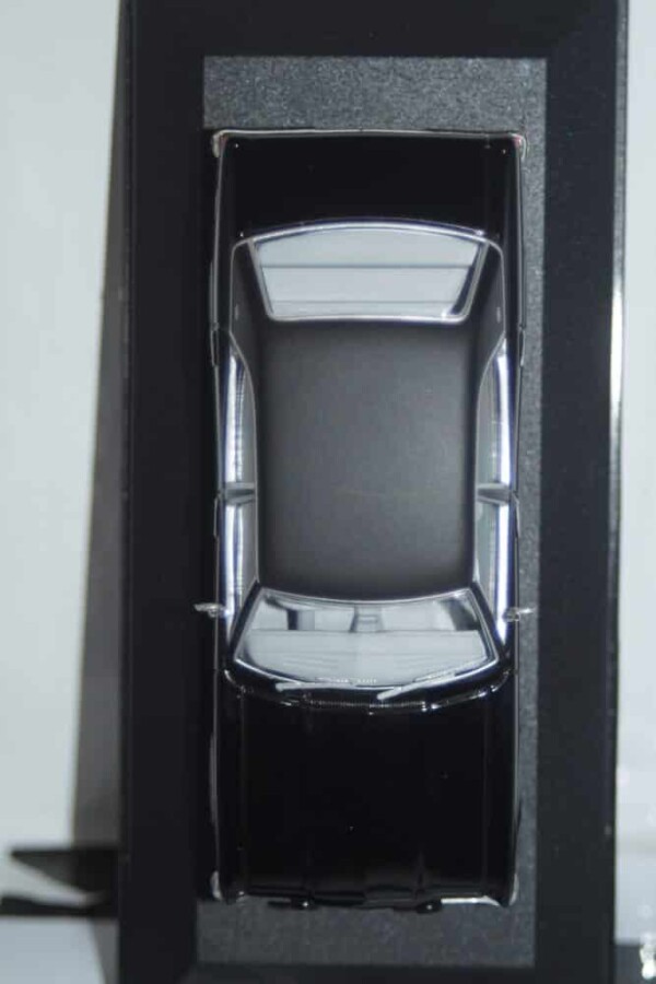 Vanguards ford zephyr 6 mk3 west riding constabulary police ref va46000