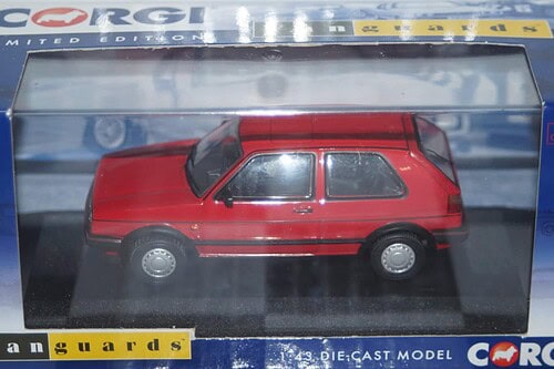 Corgi vanguards volkswagen golf mk 2 gti red va13600 1:43