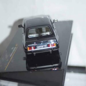 Ixo ford capri 2.8l injection 1982 1:43 diecast clc199