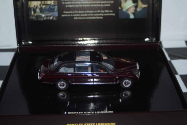 Minichamps bentley exp speed 8 le mans 24hrs 2002 ref 436 021308 1:43