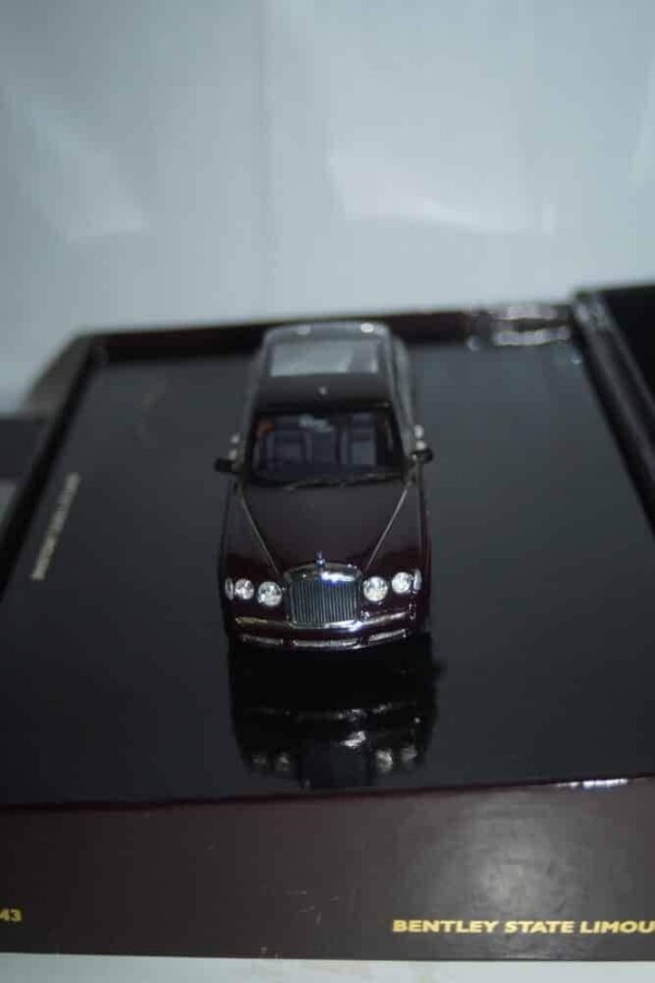 Minichamps bentley exp speed 8 le mans 24hrs 2002 ref 436 021308 1:43
