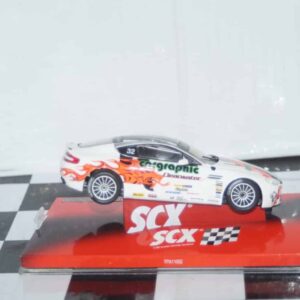 Scx aston martin vantage n24 v8 1:32 ref 64020