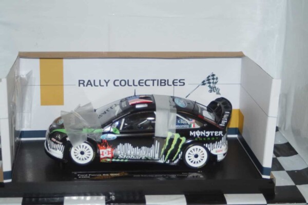 Sunstar ford focus rs wrc 2010 rallyday show at castle combe circuit ken block ref 3956 1:18 scale