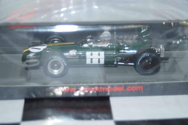 Spark brabham bt26a 6th spanish gp1969 #4 j.ickx 1:43 resin s8315