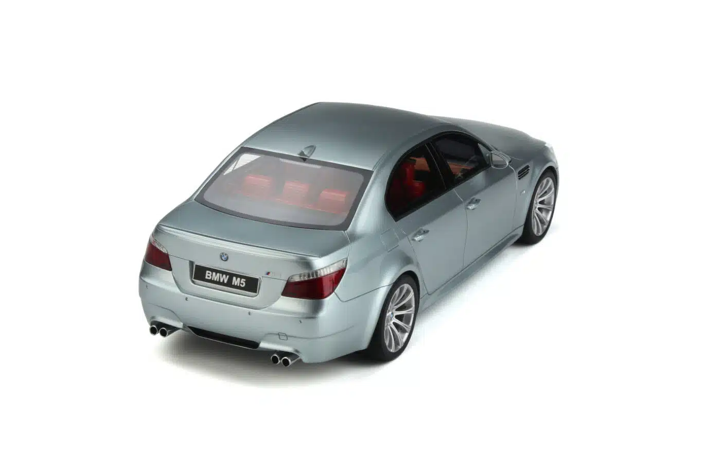 OTTO BMW m5 e60 phase 2 silver 2008 1:18 OT426