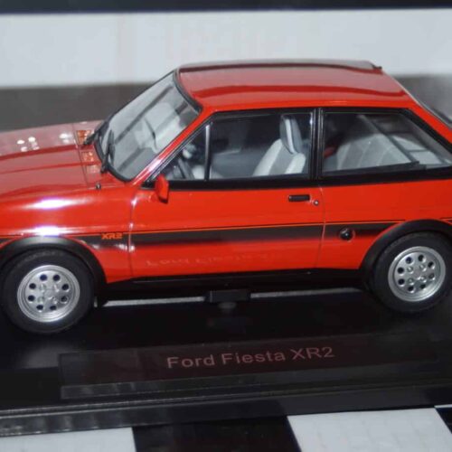 Norev ford fiesta xr2 1981 red 1:18 scale 182741 spares or repair