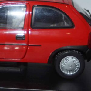 Whitebox opel / vauxhall corsa a sr 1985 white 1:24 wb124239-o