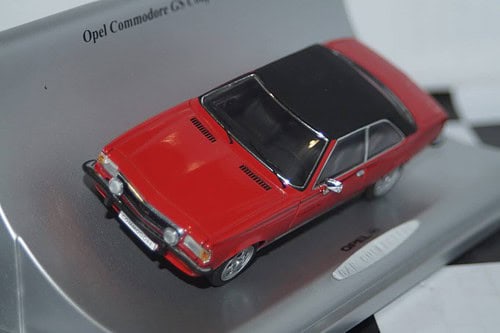 Opel commodore  gs coupe 1972-1977 schuco 1:43
